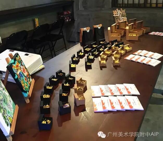 爱心手工坊作品展览 爱心手工坊作品展览