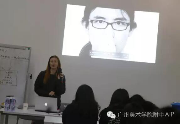 Janine Goldsworthy在讲座现场 Janine Goldsworthy在讲座现场