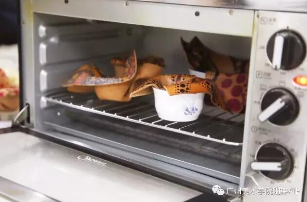 用烤箱烘干水分 用烤箱烘干水分
