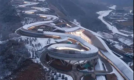 北京冬奥会“雪游龙”赛道