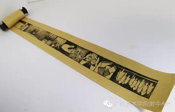 将一张纸折成一本可以立起来，还可以翻阅的书，
