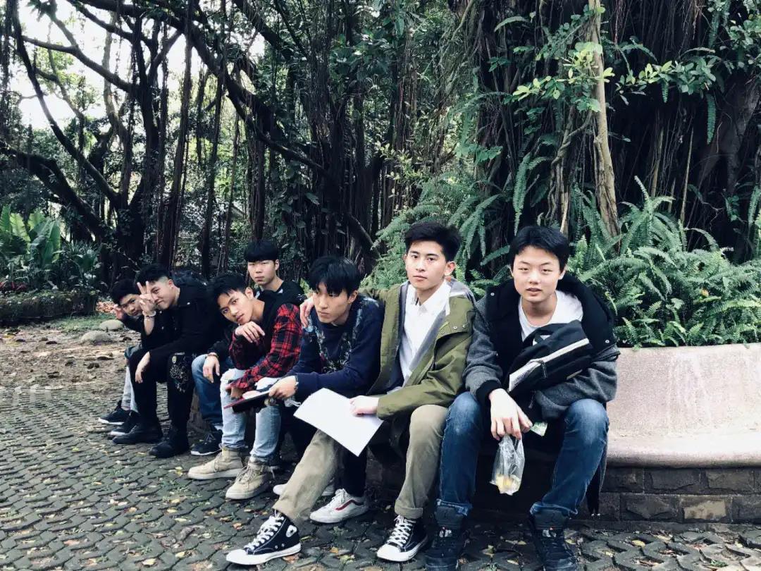 【学生专访】坚持自己的态度，绝不跟风！