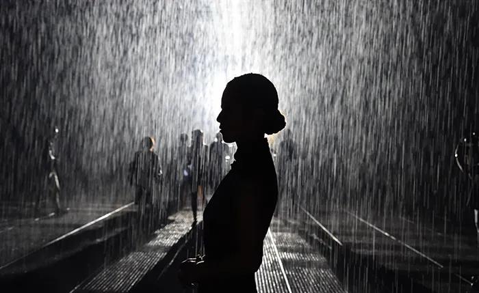 AIP的“艺术家们”,快来欣赏这场与众不同的“雨”(1) AIP的“艺术家们”,快来欣赏这场与众不同的“雨”(1)