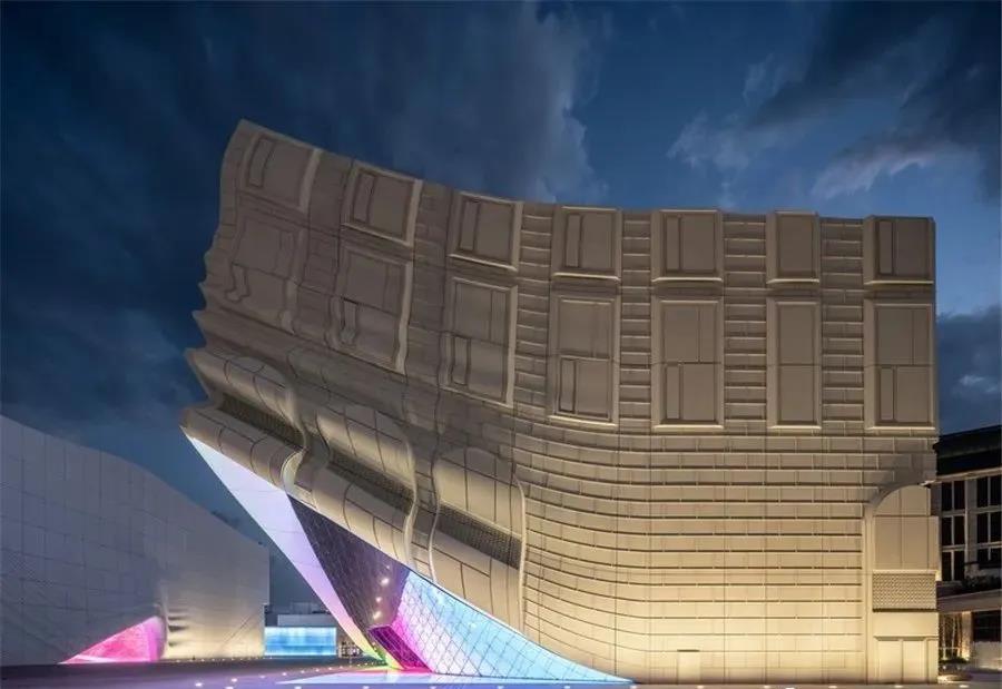 艺术感和商业化完美融合的建筑设计欣赏(2)